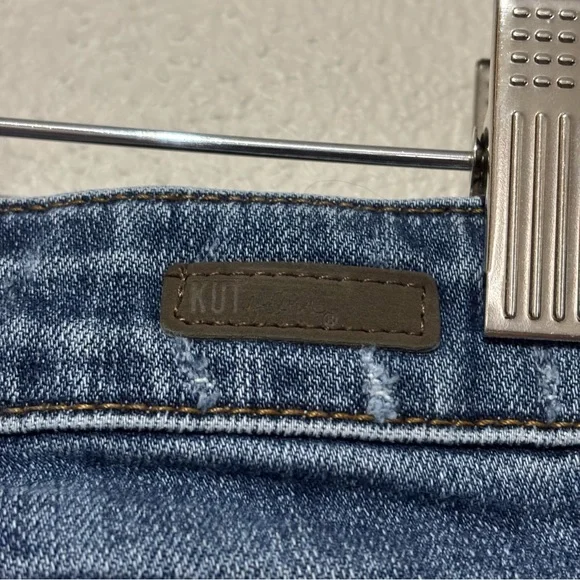 Kut Kloth Mid Rise Straight Jeans Size 8 - Picture 6 of 6